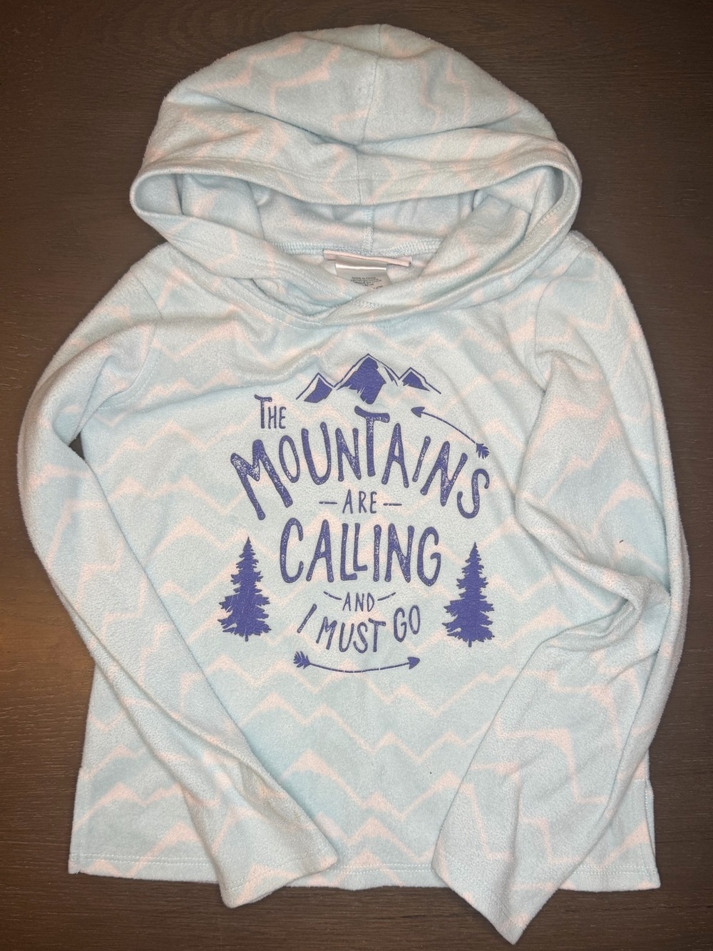 American Girl fleece hoodie - The Mountains are Calling size 7/8